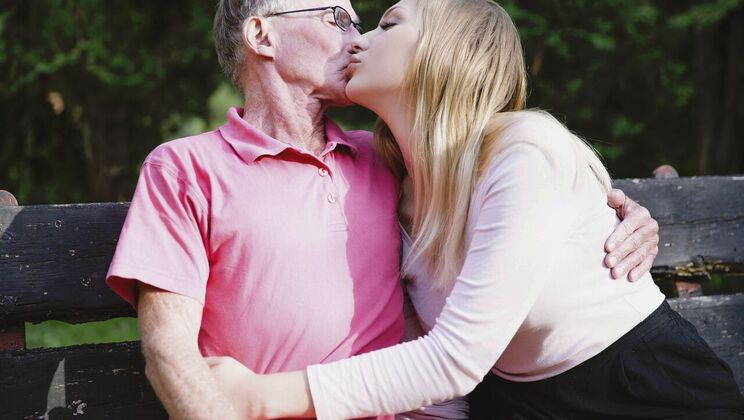 [Oldje] - 69 POSITION with Blonde Haley Hill