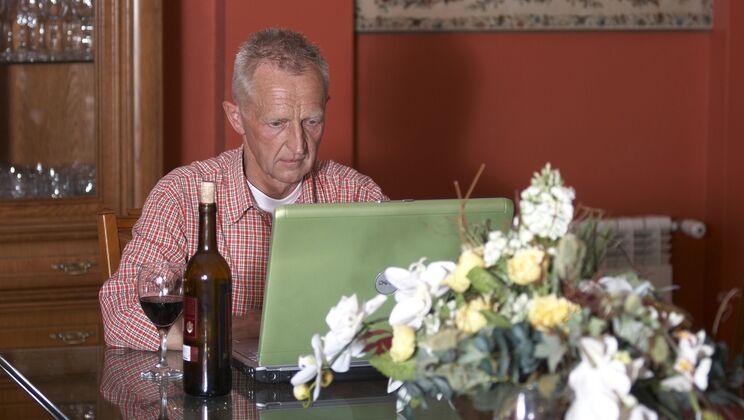 [Oldje] - Money Shot: Jessica Rox Swallows Cum - Jessica Rox - Doug