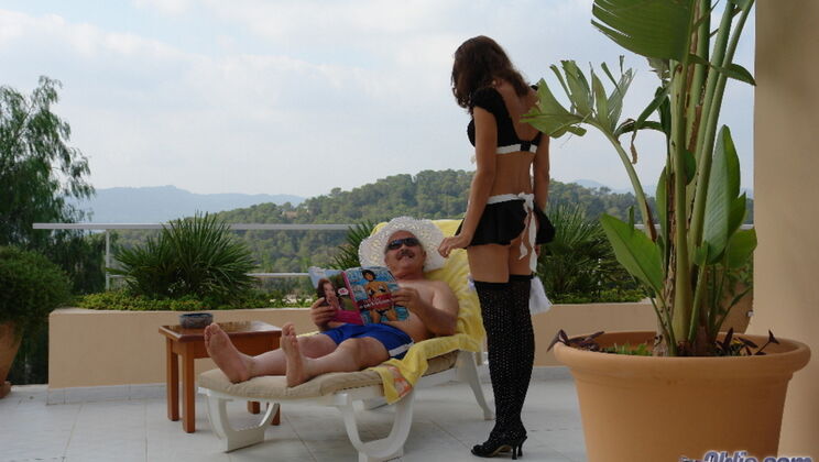 [Oldje] - Deepthroat Diva at the Hotel - Yenna - Gustavo