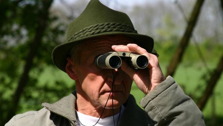 [Oldje] - Brunette in the Forest - Doug - Maya Brown