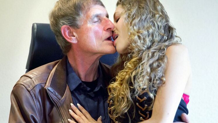 [Oldje] - Kinky Office Secretary Rebel