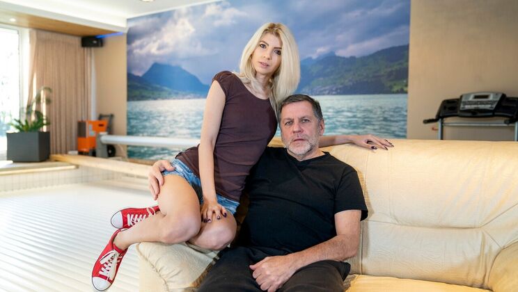 [Oldje] - Tattooed Temptress Seduces - Phillipe - Missy Luv