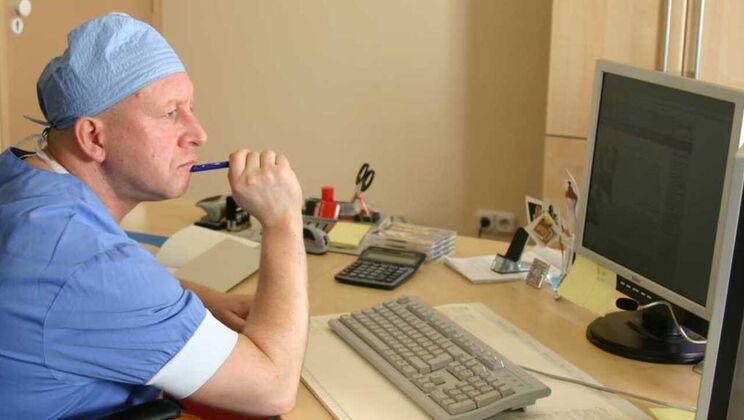 [Oldje] - Blonde Deepthroat Doctor - Jimmy - Melissa Black