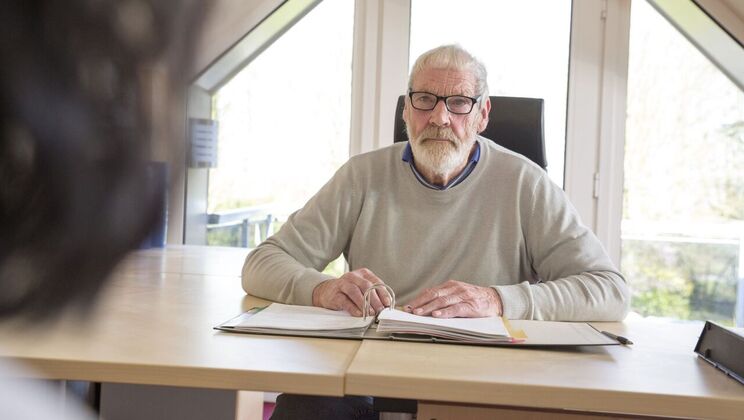 [Oldje] - Deepthroat Skinny Girl