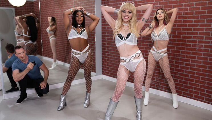 [TransAngels] - Anal Blonde Bangers - Pierce Paris - Kate Zoha - Selene Santos