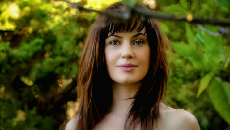 [SexArt] - Sarah Shevon Outdoor Masturbation Tape - Sarah Shevon