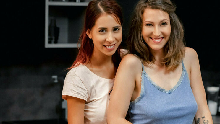 [SexArt] - Behind the Scenes: Lesbian Lust with Paula and Emylia