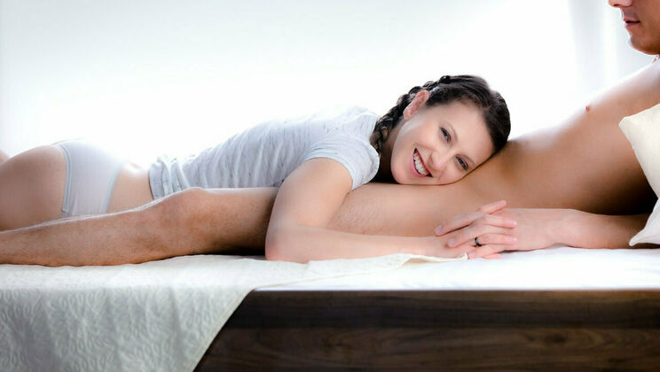 [SexArt] - Fingering and Kissing