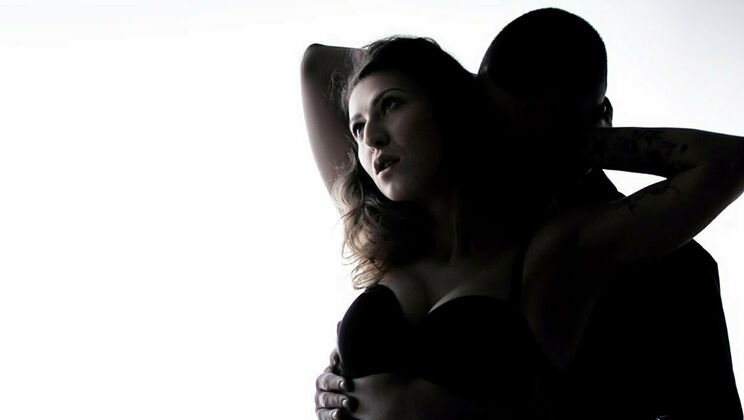 [SexArt] -  Sitting Pretty and Enjoying the Ride (2019)  - Emylia Argan - Maxmilian Dior