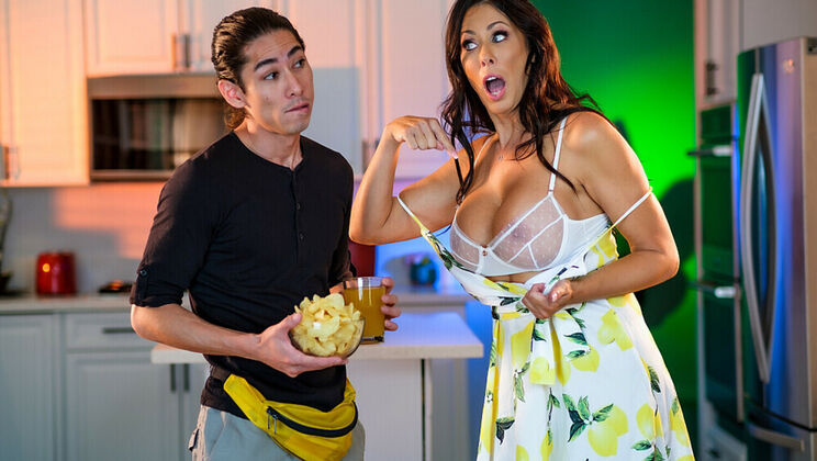 [MyFriend'sHotMom] -  Milf Reagan Foxx: Cum on Tits After Wild Blowjob  - Reagan Foxx - David Lee