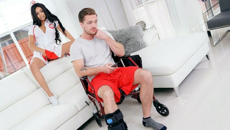 [IKnowThatGirl] - Spicy Caregiver Gives Fantastic Oral - Aaliyah Hadid - Kyle Mason