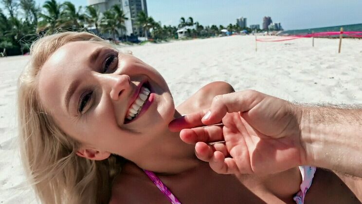 [MOFOSB-Sides] - Blonde Beach Blowjob