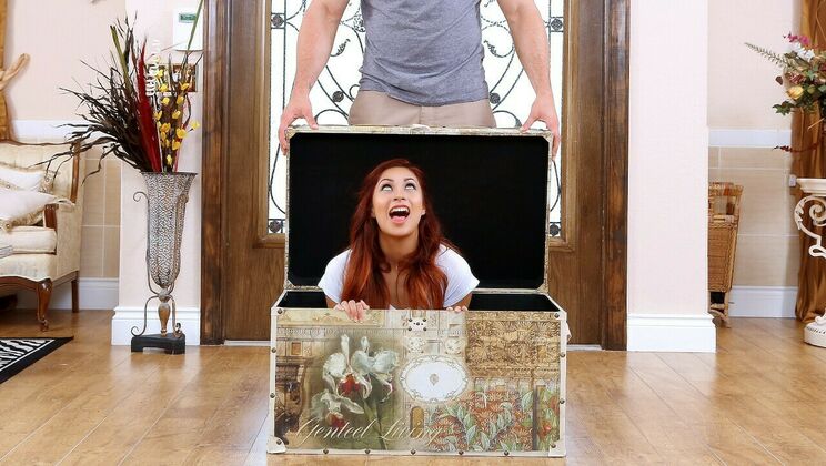 [Don'tBreakMe] - Freckled Latina Gives Blowjob