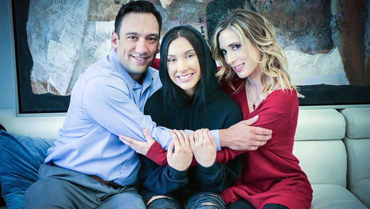 [FosterTapes] - Pantyless Stepmom Fucks Young