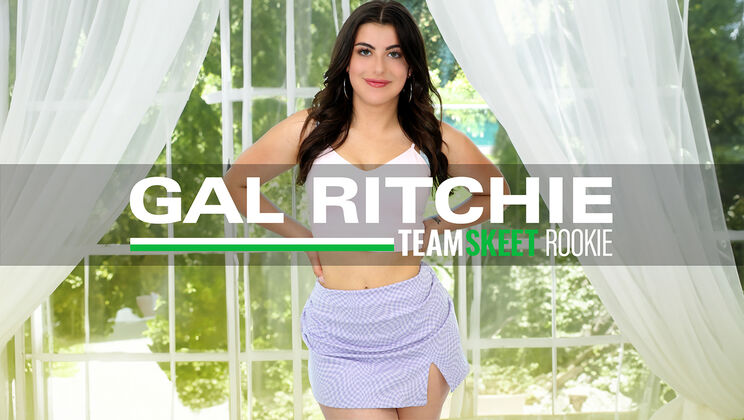 [She'sNew] - Brit Gal Gal Ritchie Gets Hot