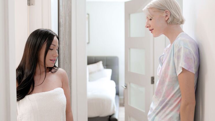 [Girlsway] - Hairy Blonde Girls