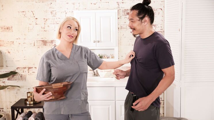 [NuruMassage] - Asian Blowjob Fun