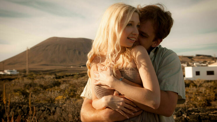 [SexArt] - Sexy Czech Blonde's Blowjob Delight - Thomas Lee - Ariel Piper Fawn - Mima A