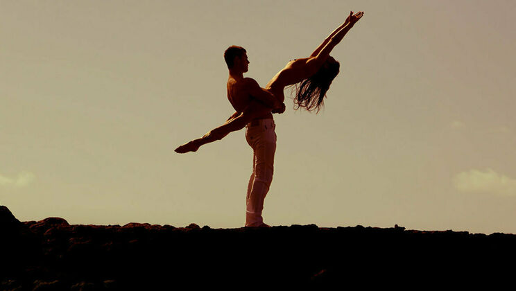 [SexArt] - Beach Sex with Brunette Rosaline - Rosaline Rosa - Nick Wolanski