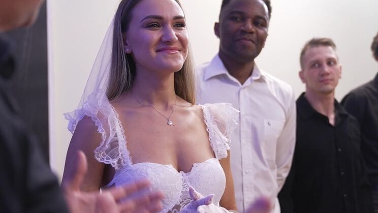 [NRXStudio] - 1 on 9 Hardcore Interracial Gangbang with Siri