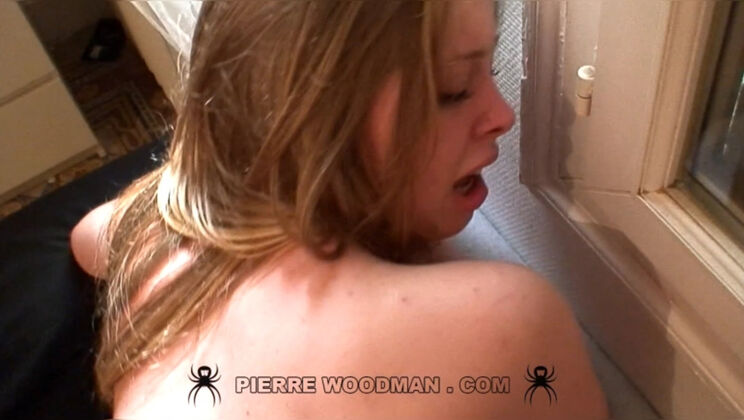 [ScenesXXXX] - Big Tits Brunette Holly Viya Blowjob