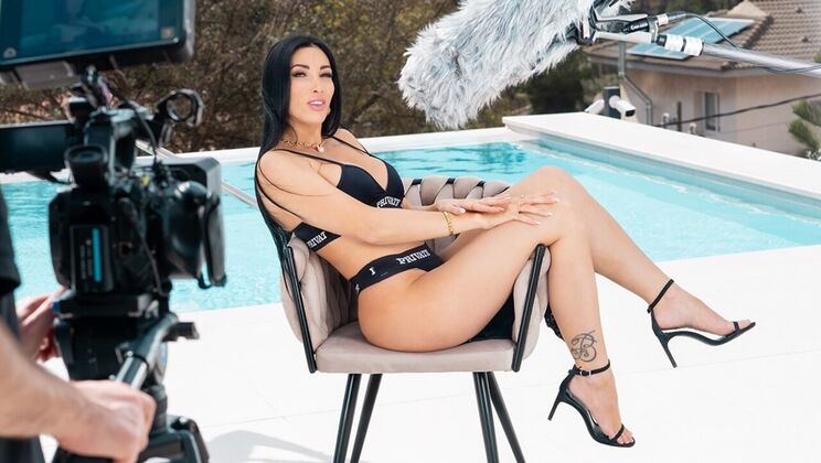 [Private] - Clea Gaultier Lingerie Seduction - Clea Gaultier