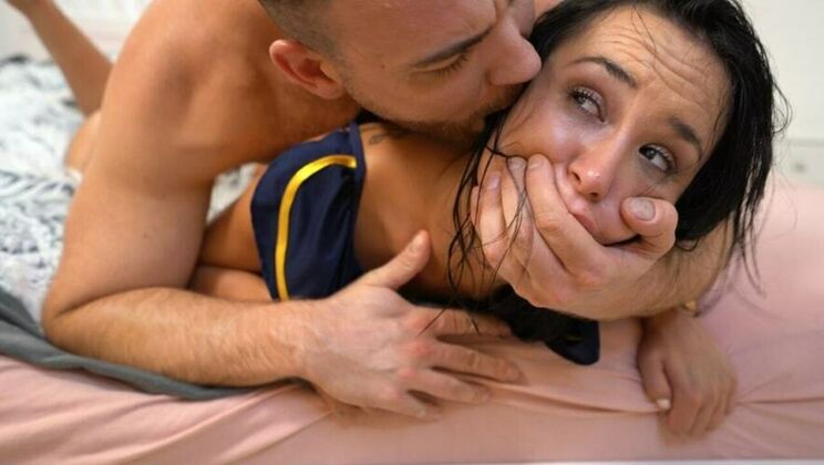 [PornForce] - Small Tits Brunette Freya Dee Takes It Hard In The Ass - Freya Dee