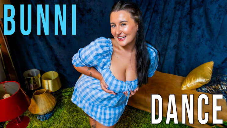 [GirlsOutWest] - Australian Beauty Bunni Masturbates - Bunni