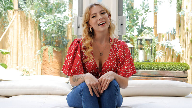 [CastingCouchHD] - Stella's blowjob Audition - Stella