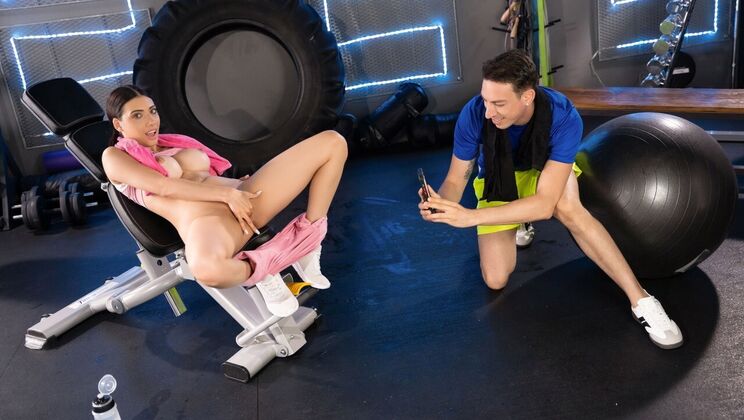 [FitnessRooms] - Emily Pink's Shaved Pussy Licked and Fucked in Gym - Emily Pink - Alexander Tda