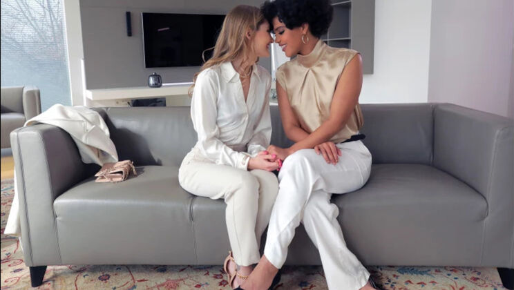 [DorcelClub] - POV Threesome with Tiffany & Selva - Hairy Babes & Dirty Impulses - Tiffany Tatum - Selva Lapiedra