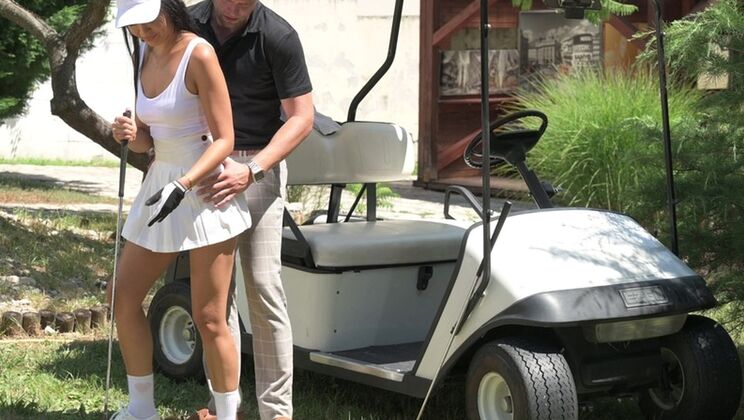 [PornWorld] - Public Outdoor Fuck: Asia Vargas Receives Facial from Golf Coach - Vince Karter - Asia Vargas