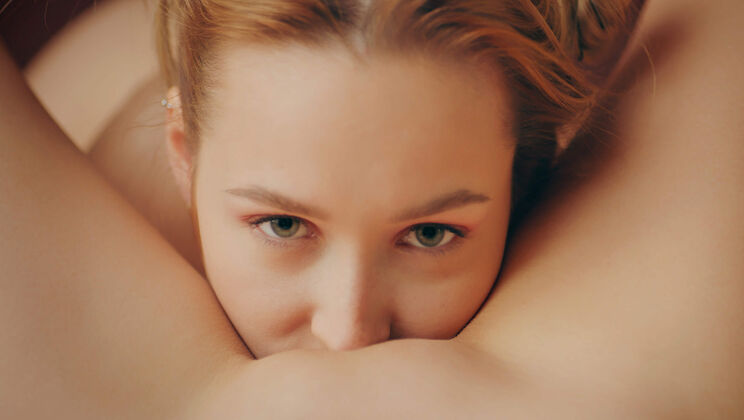 [SensualLove] - Kelly and Evelin's Shaved Pussy Licking Desire - Kelly Collins - Evelin Elle