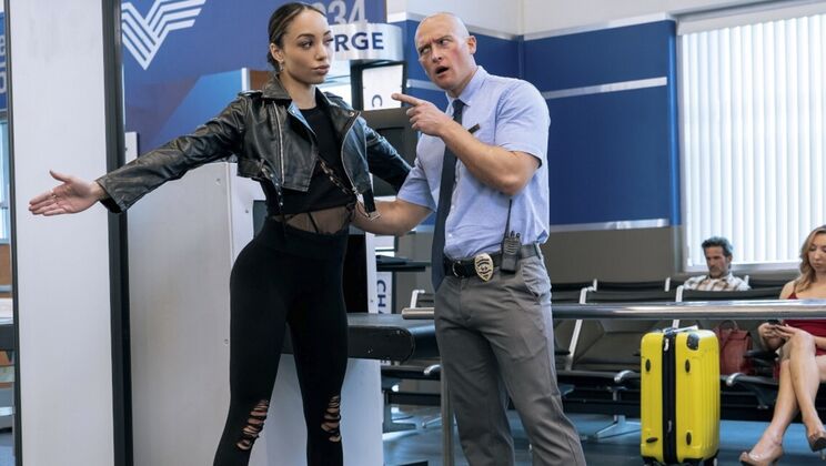 [DigitalPlayground] - Athletic brunette in teddy gets facial and cumshot cleanup - Zac Wild - Alexis Tae