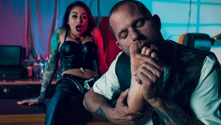 [DigitalPlayground] - Welcome To Grind Bar: Feet, Fetish, And Hard Sex - Monique Alexander - Scott Nails