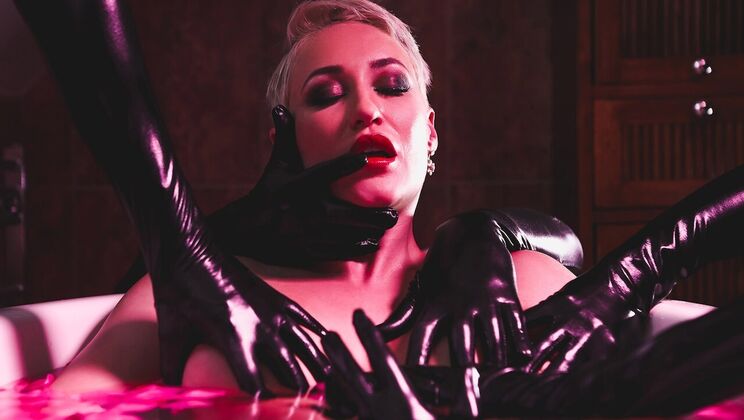 [DigitalPlayground] - Bonnie Rotten & Ryan Keely: Athletic Lesbian Sex with Ass Fingering & Kissing - Bonnie Rotten - Ryan Keely