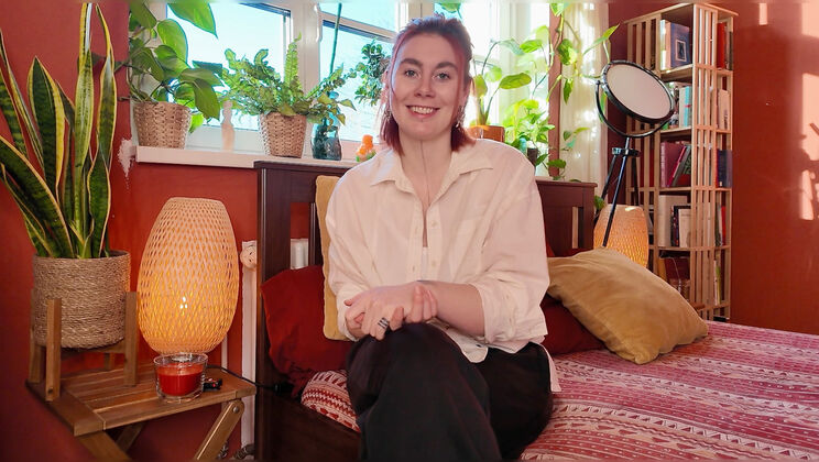 [Ersties] - Zora Gets Sarah's First Anal Sex - Zora (Ersties)