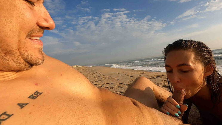 Warm Beach Day Public BJ From Amelia