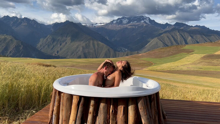 Hot Tub Sex Machine: Nate & Rain Brown Hair Moaning