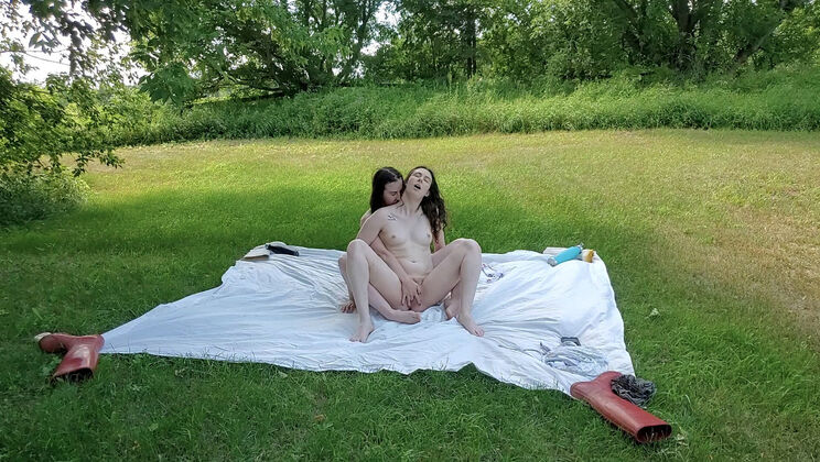 Daisy And Peach Finger Each Other In The Country
