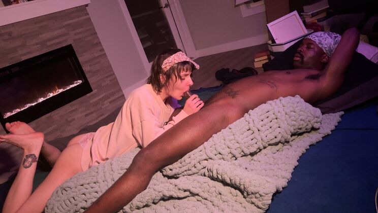 Sluts In Luv: Hard Fucking With Junebug & Teddie